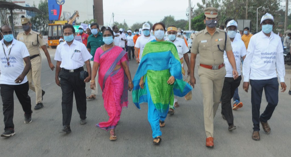 100 சதவீதம் வாக்காளிப்பதை வலியுறுத்தி புதுக்கோட்டையில் விழிப்புணர்வு மாரத்தான் ஓட்டம்